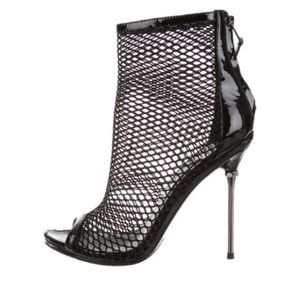 B Brian Atwood caged bootie heels size 6 1/2 Black